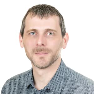 Notre Équipe Olivier Ernest, enseignant de FLE et formateur d’adultes (FSEA en cours) à l'Alliance Française de Genève